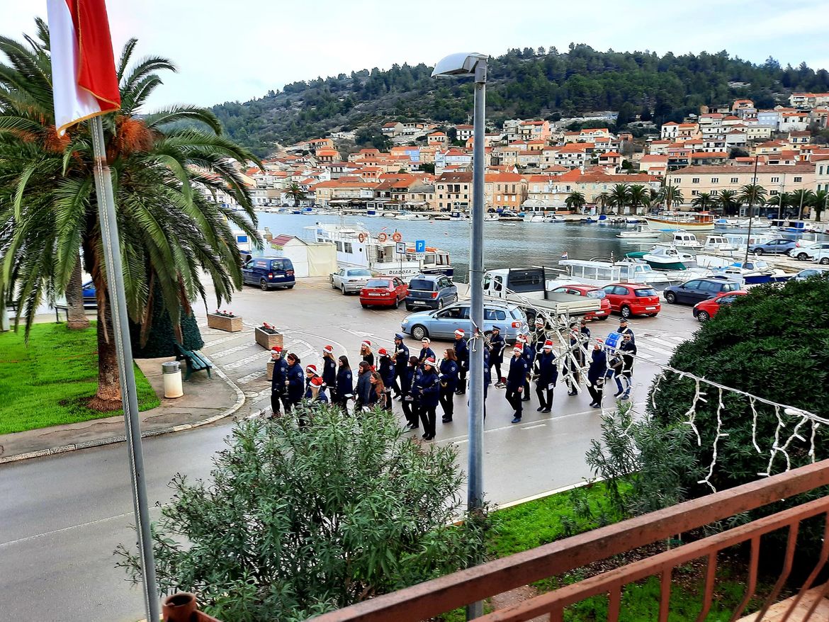 Tradicionalni mimohod i prijem Narodne Glazbe u Općini Vela Luka