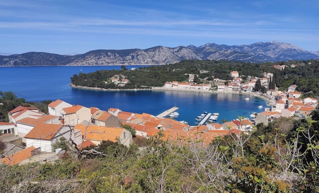 RAČIŠĆE  Mjesto staro 350 godina i pravi mali raj