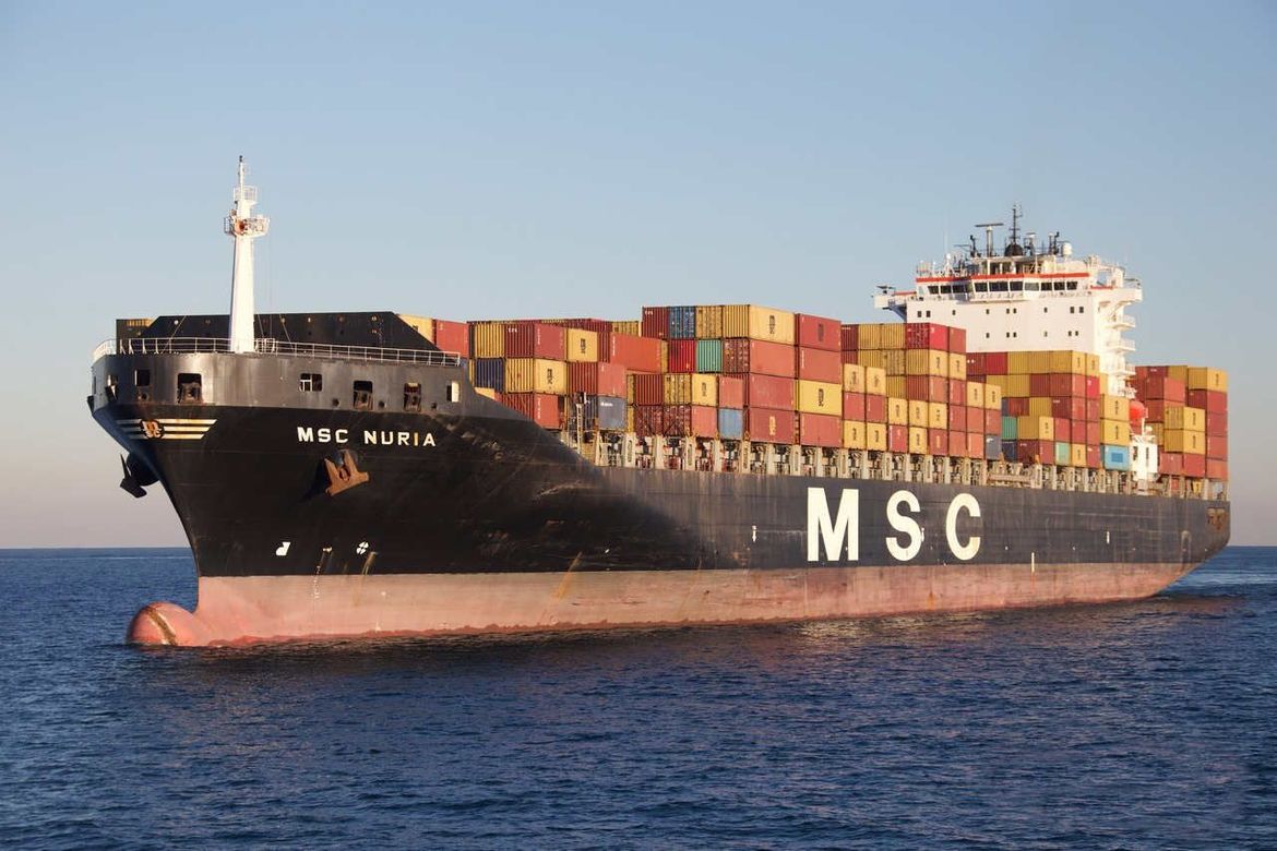 Crnogorska posada kontejneraša spasila šest brodolomaca na Atlantiku