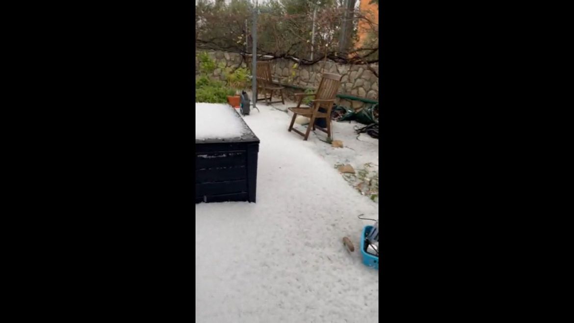 FOTO/VIDEO Zabijelilo se šire splitsko područje, strahovite bujice na ulicama i cestama