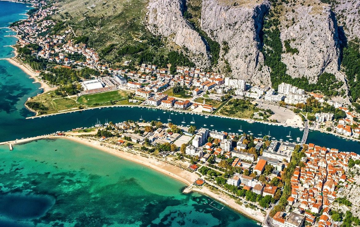 Uklonjeno oko 40 metara kubičnih opasnih dijelova stijena kod Omiša