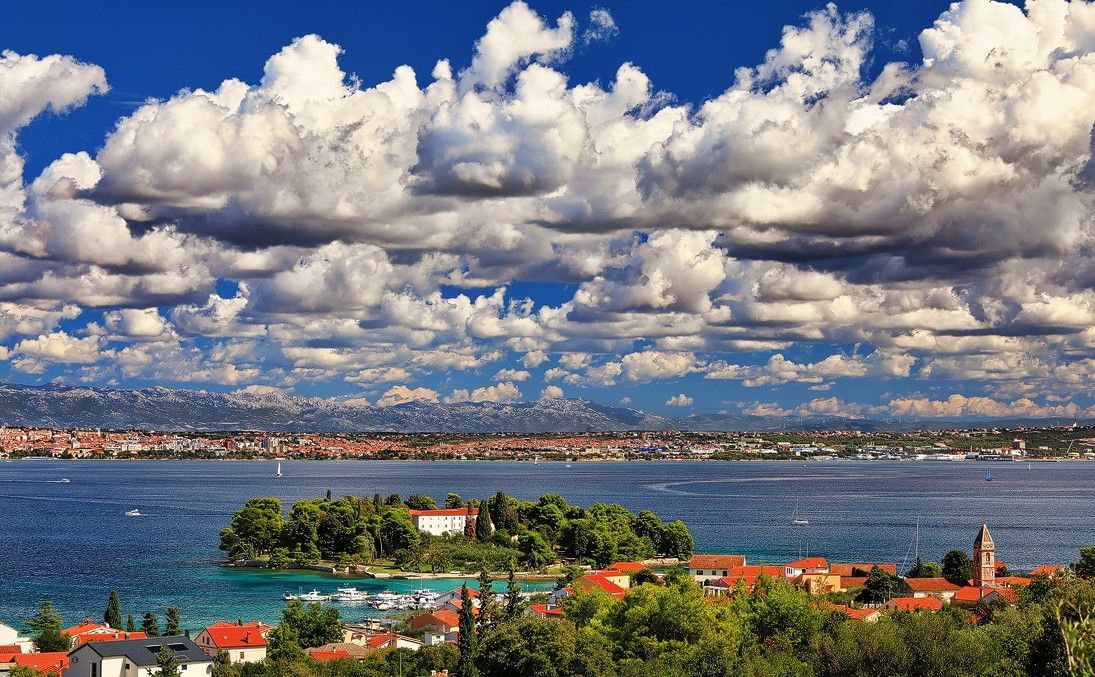 Zadarska bolnica pokreće revolucionarni projekt - Uzorci krvi u bolnički laboratorij iz Preka letjet će preko mora