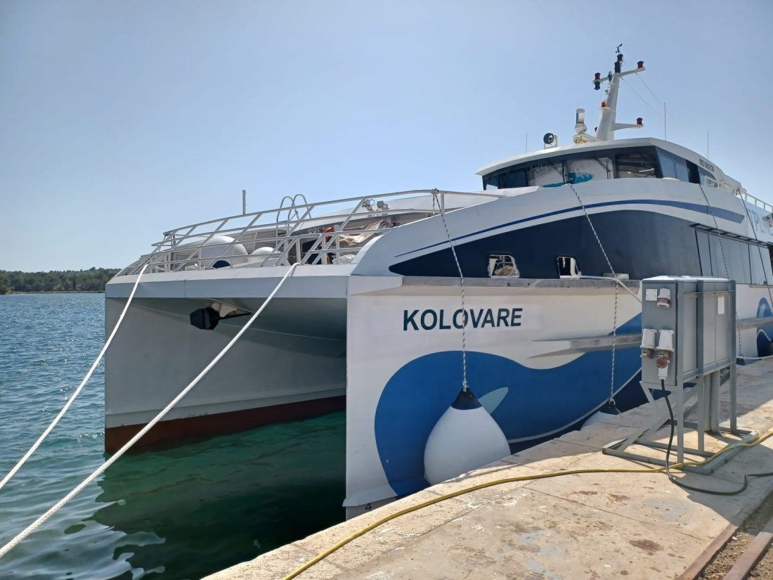 Na liniji Mali Lošinj-Cres-Rijeka plovi novi katamaran