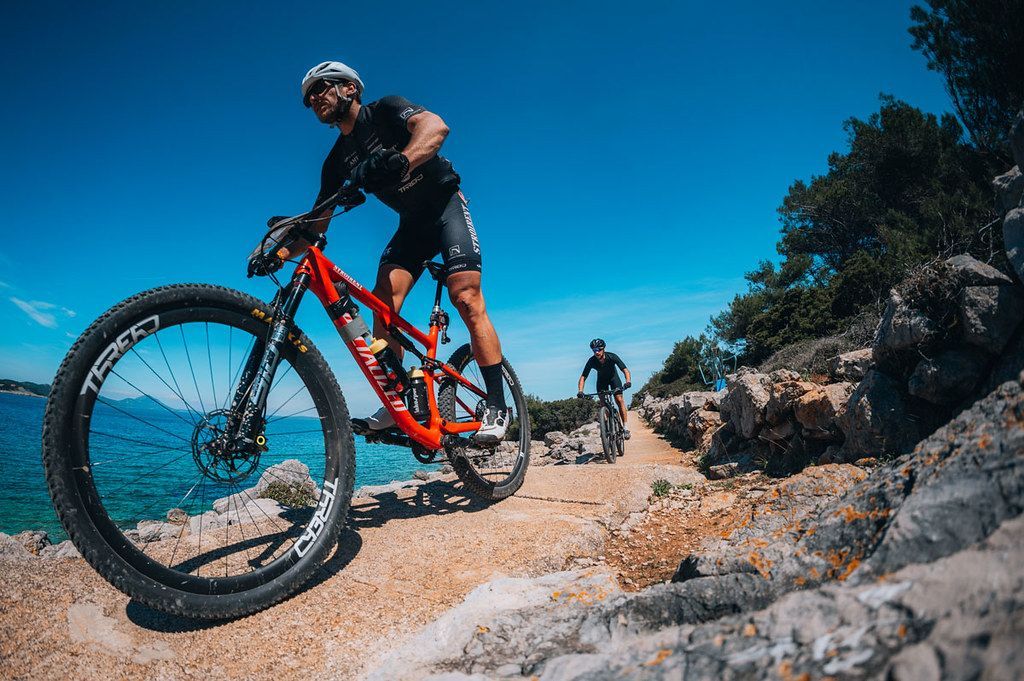 Hrvati prvi u kategoriji MIX na 4 ISLANDS MTB utrci