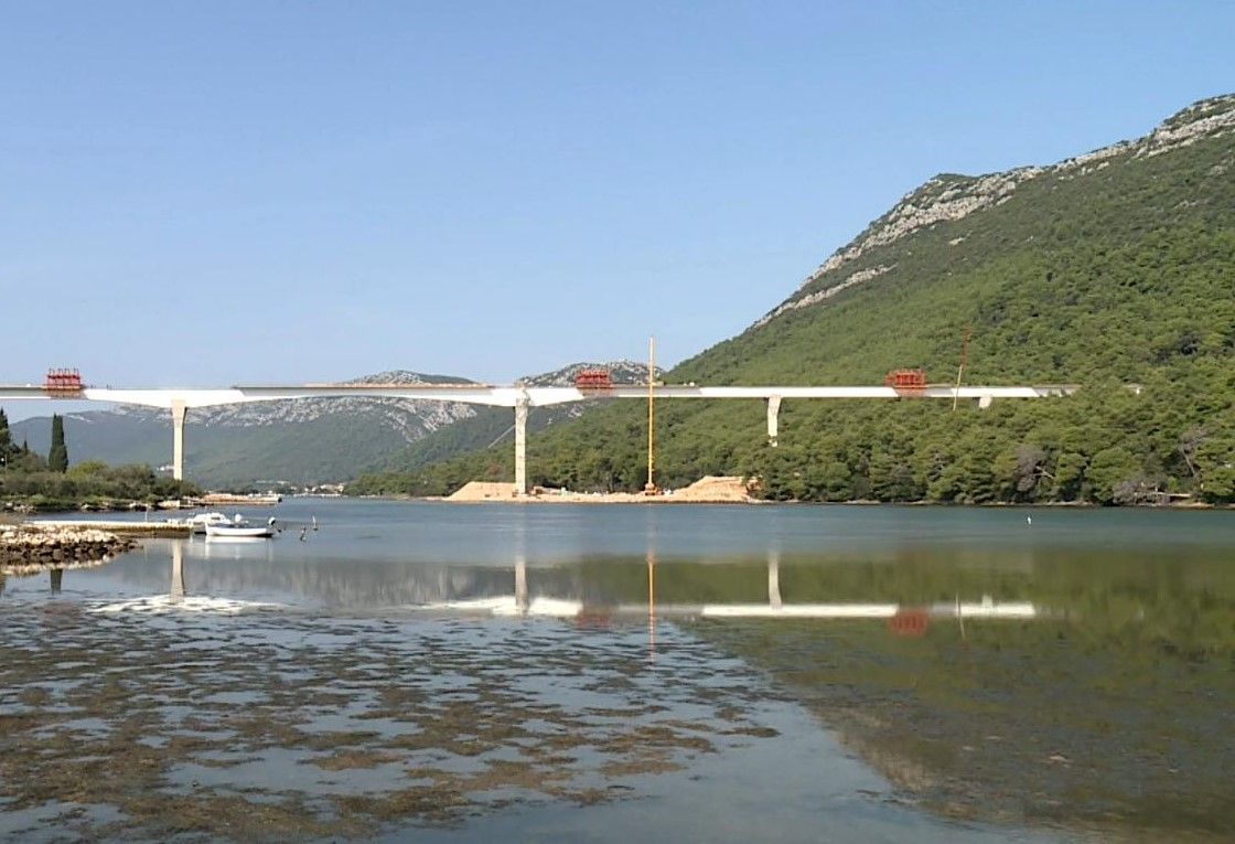 Počinju gužve, a stonska obilaznica još je na čekanju
