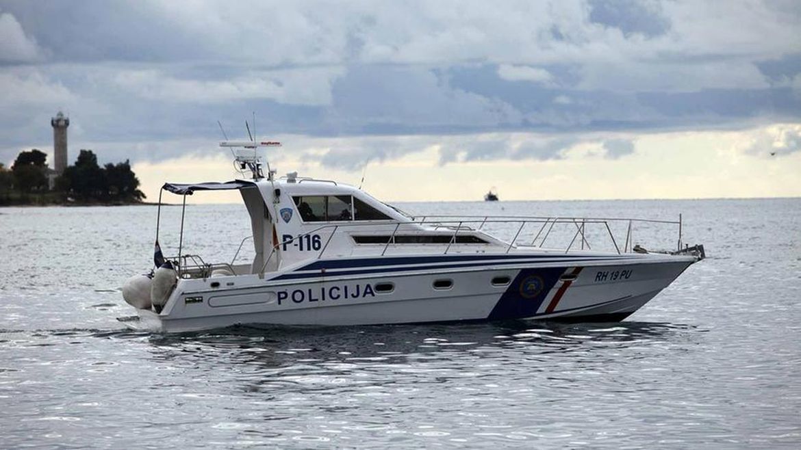 Traganje za dvojicom nestalih ribara bez rezultata, akcija se nastavlja ujutro