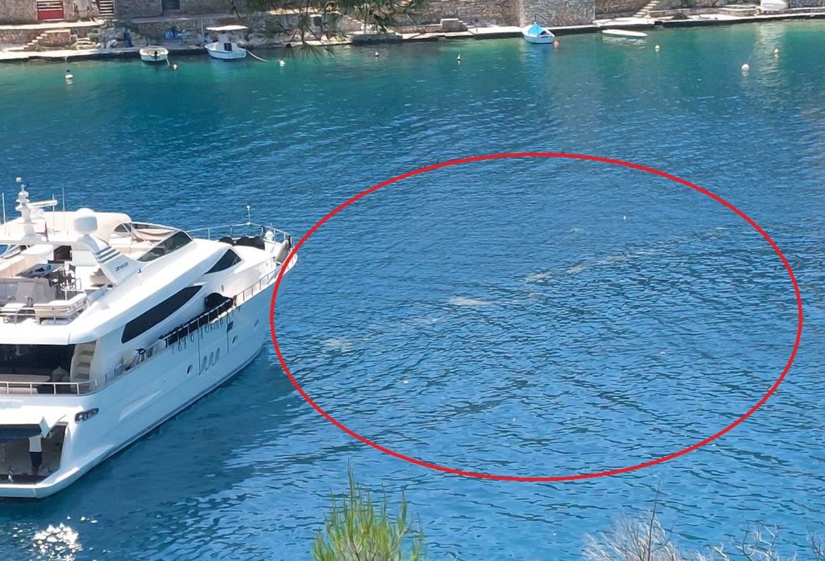 Jedriličari zgroženi prizorom iz bračke uvale: "Pogledajte što su Nijemci ispustili iz ove jahte"