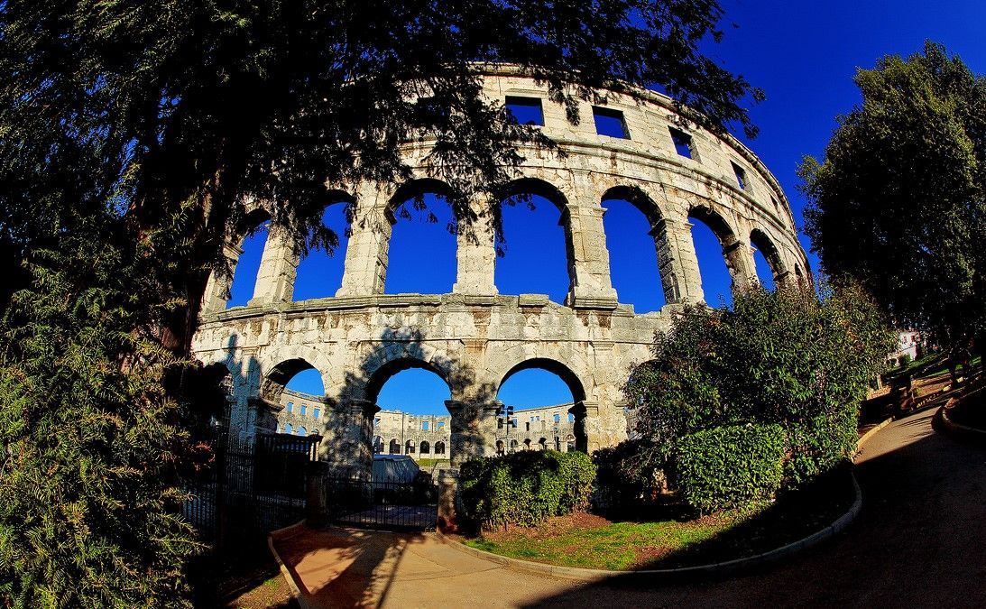 Turistički vodiči ogorčeni zatvaranjem Arene u špici sezone