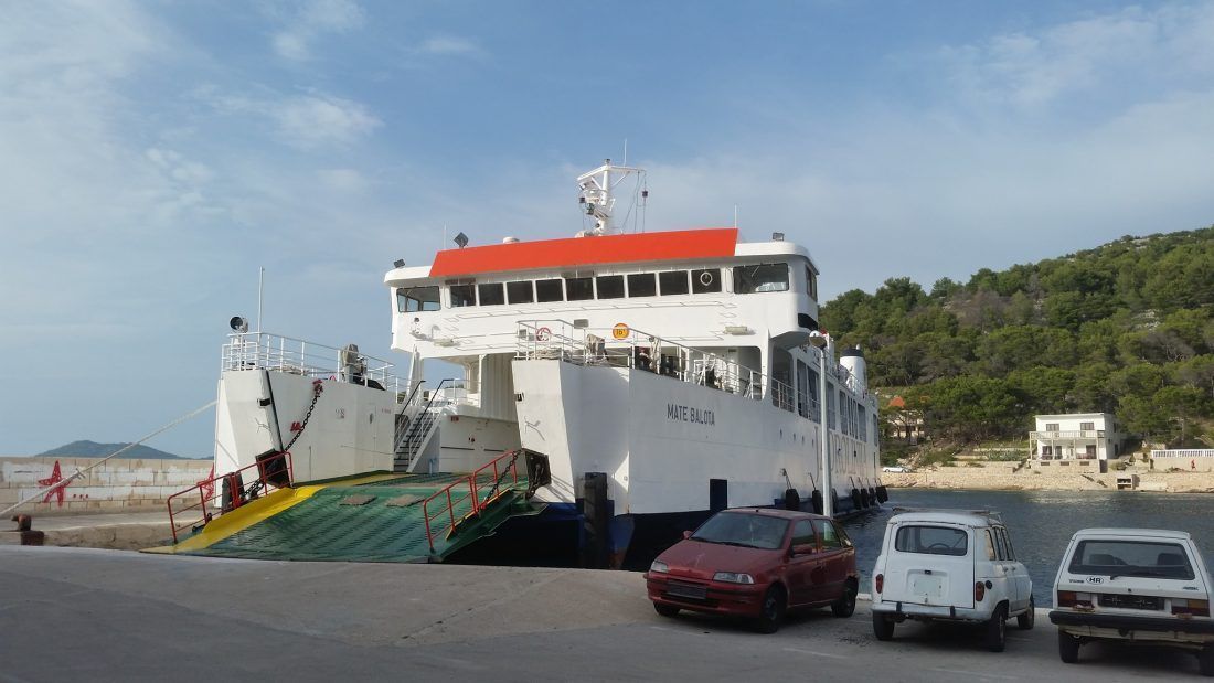 Jadrolinija zatražila otkaz za kapetana i predsjednika Sindikata jer je oštetio trajekt i izrugivao se upravi