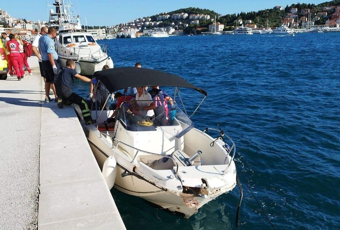 Gliser se nasukao na otok Koločep, ozbiljno ozlijeđene četiri osobe