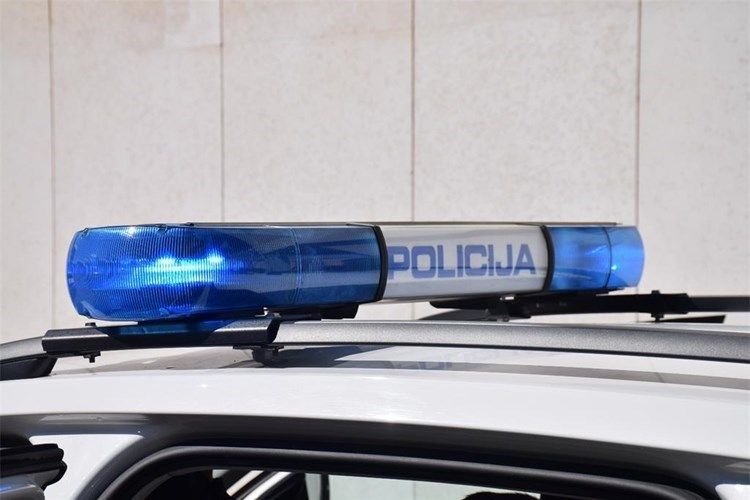 U prometnoj nesreći u Konavlima teško nastradao motociklist