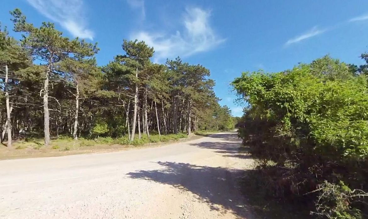 Na Braču teško ozlijeđen motociklist s Cipra