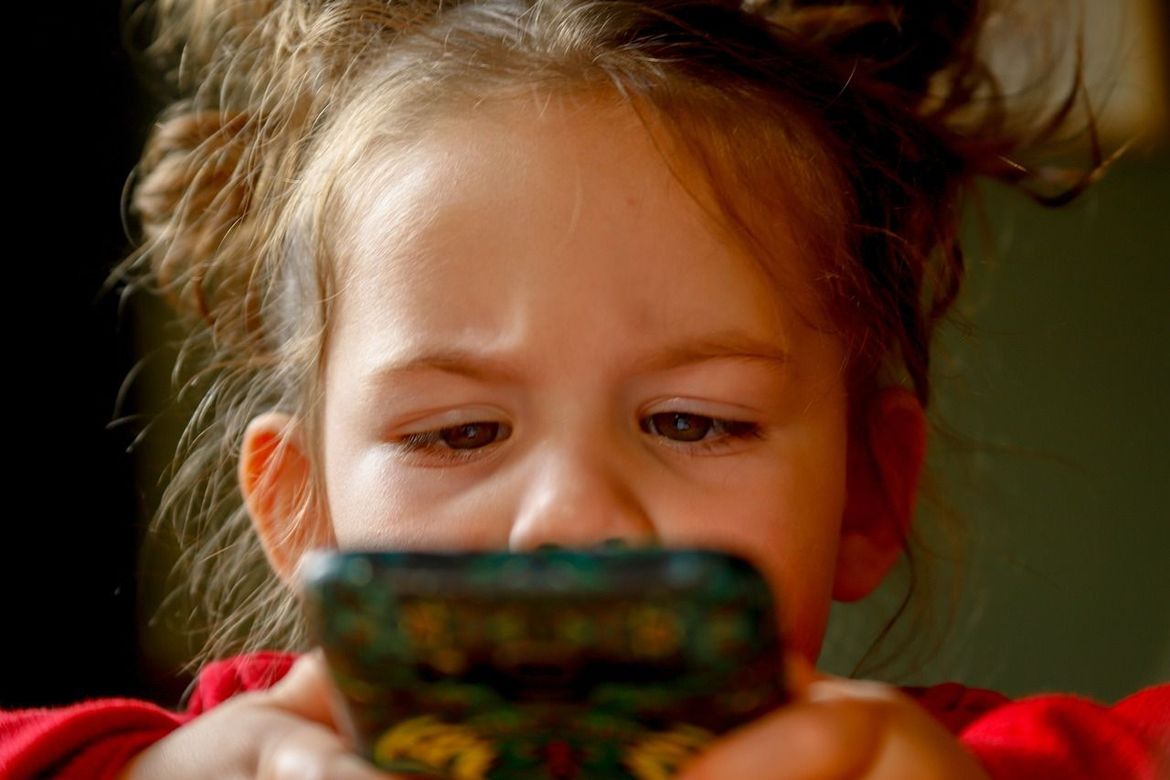 Pula najavljuje zabranu mobitela u svim osnovnim školama
