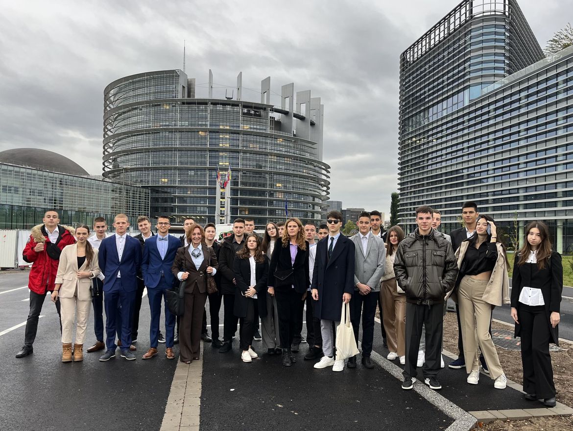 Eko grupa "Zdravo more" Pomorske škole Split gostovala u Europskom parlamentu