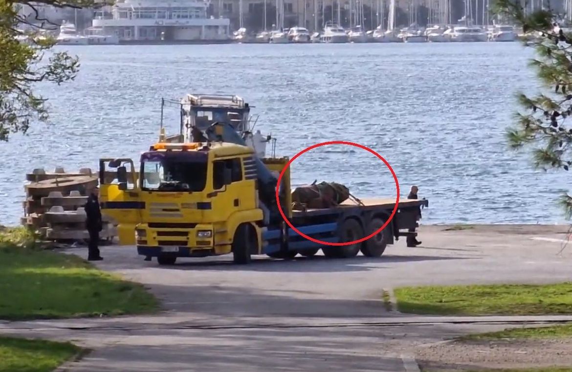 VIDEO Iz pulske luke uklonjena torpedna mina s više od pola tone eksplozivnog naboja!