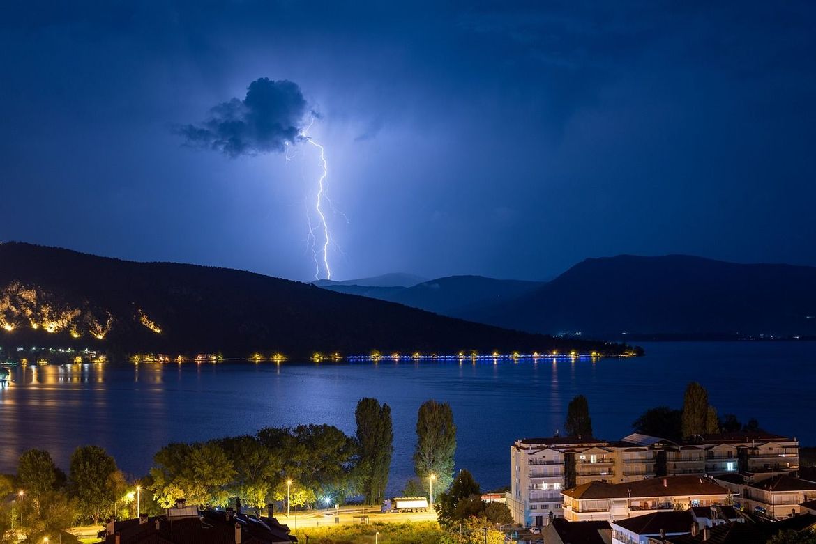 Noćas stiže promjena vremena - Grmljavine i obilni pljuskovi