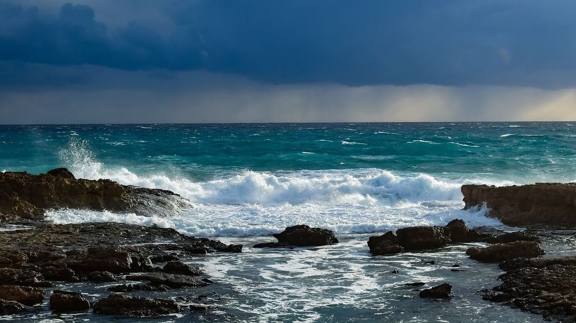 Dolazi val obilnih kiša - Upaljen meteoalarm, postoji opasnost od poplava