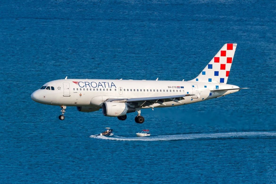 Let iz Londona zbog magle u Zagrebu i potresa u Splitu završio u Dubrovniku