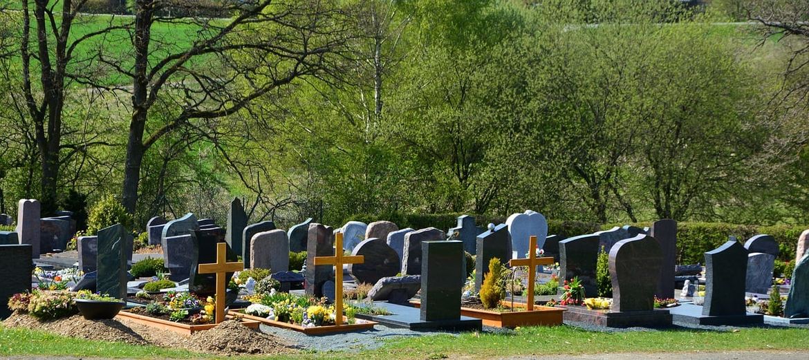 Povreda mira pokojnika - Na pulskom groblju uništavao nadgrobne spomenike