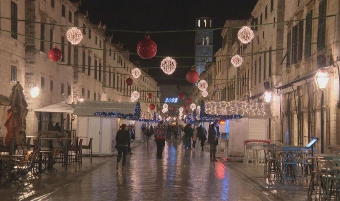 U Dubrovniku se odmara 37 posto manje gostiju nego u ovo doba lani