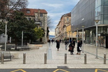 Split se "čisti" od štandova!