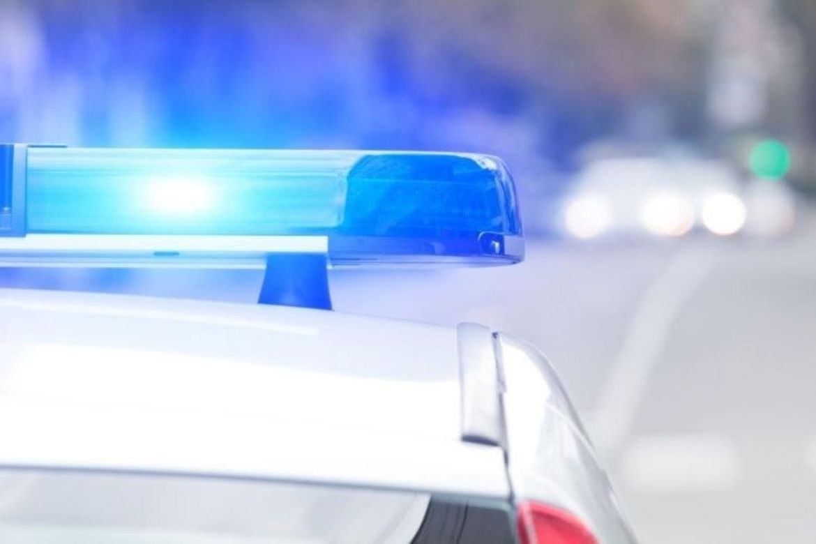 Zagrebačka policija za njim raspisala potragu a on po Opatiji bježao policiji i ignorirao njihove znakove zaustavljanja
