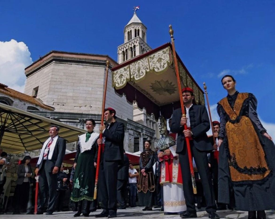 Blagdan svetog Dujma - Dan grada Splita, donosi pregršt manifestacija vjerskog, kulturnog, zabavnog i sportskog karaktera