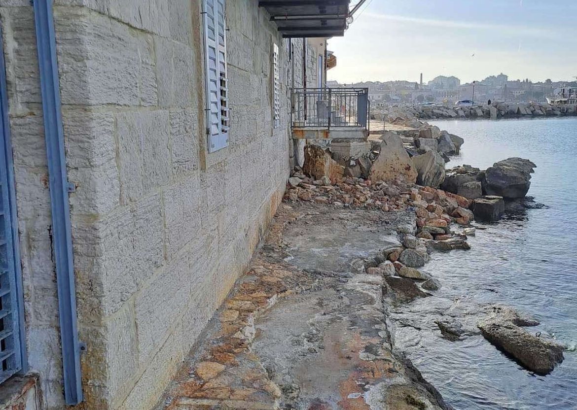 Zbog betoniranja pomorskog dobra u Rovinju, investitoru slijedi visoka kazna!