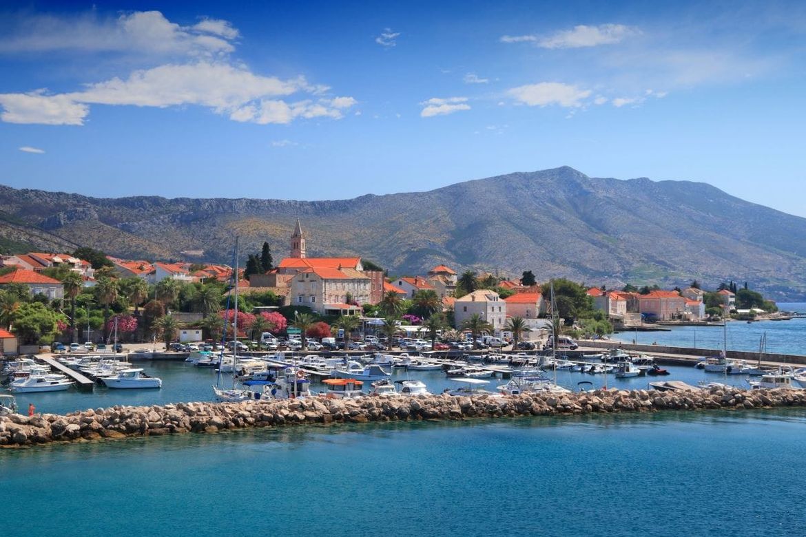 Sunčano uz buru na sjevernom i temperature do 26 °C na srednjem i južnom Jadranu