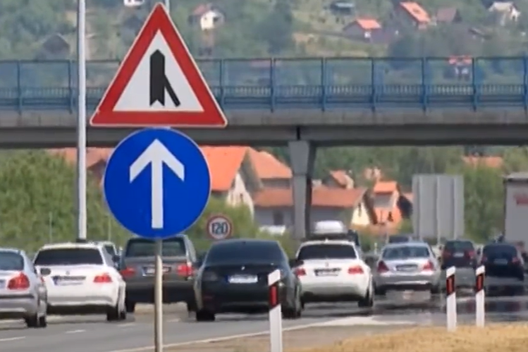 Velike kolone na autocesti A1 u smjeru mora!