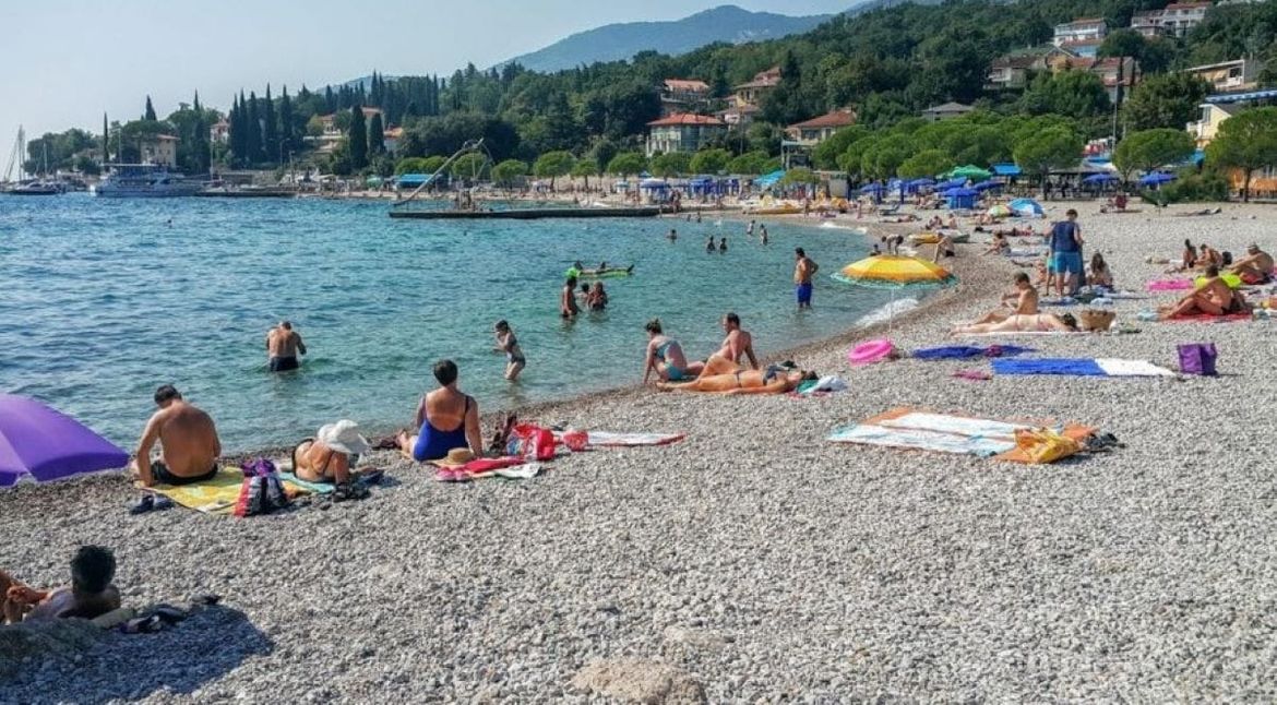 Mjesni odbor Ičići: "Plaža Ičići javno je dobro koje koriste mještani i treba ostati u nadležnosti Grada Opatije"