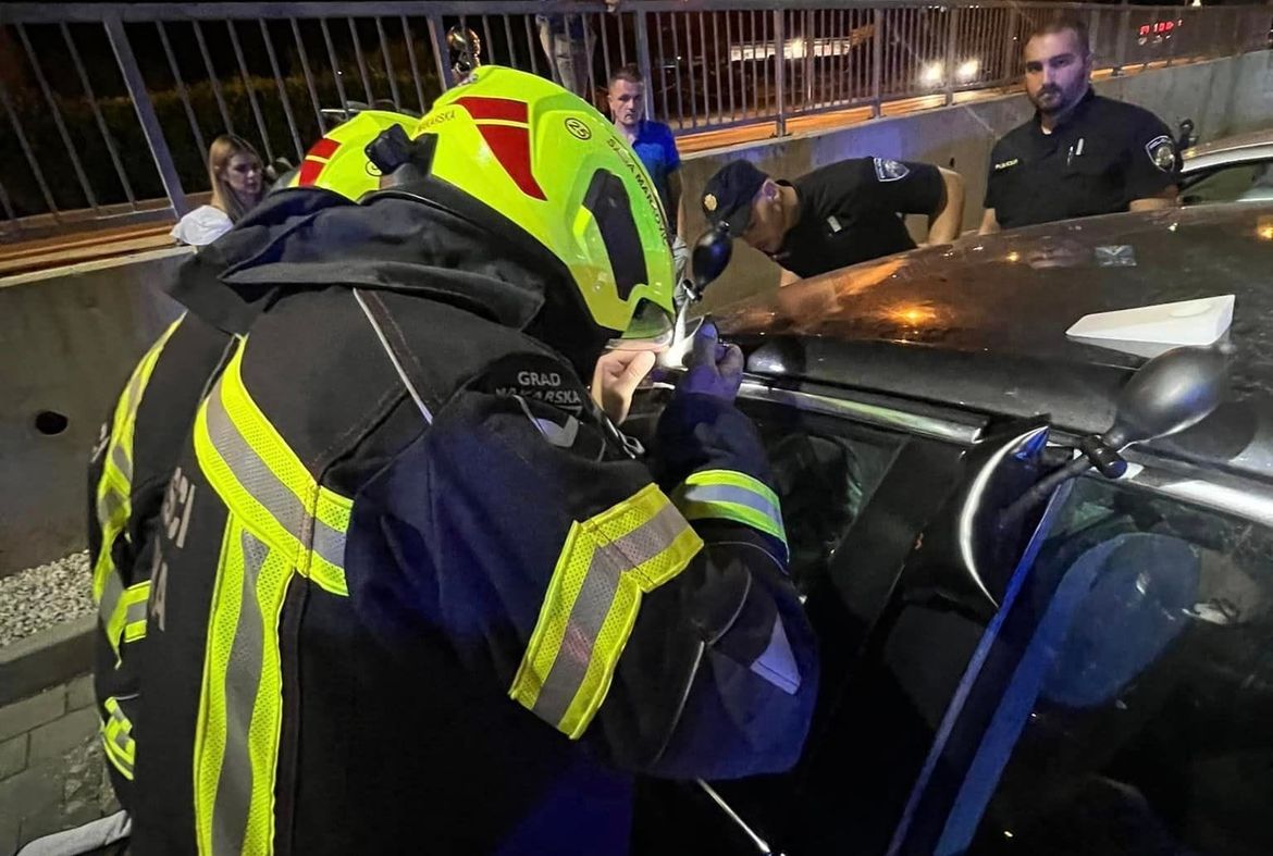 Makarski vatrogasci sinoć spasili još jedno dijete iz zaključanog automobila!
