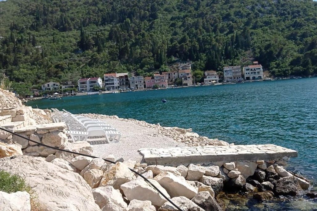 Javio nam se devastator pomorskog dobra u Blacama: "Ja sam ginijo za ovu državu i možete mi ga popušit!"