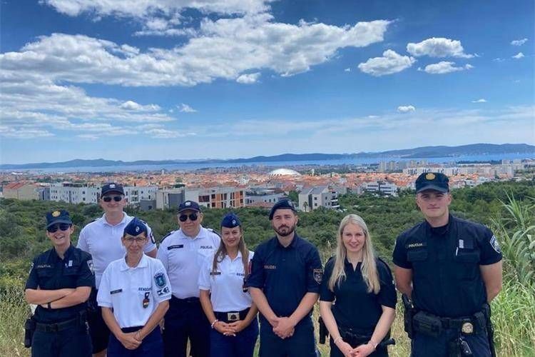 Strani policajci i ove godine patroliraju Zadrom