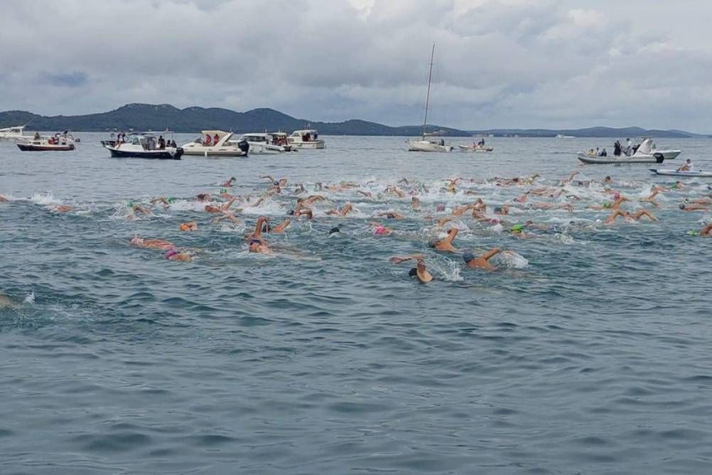 Traju prijave na plivački maraton Preko-Zadar!