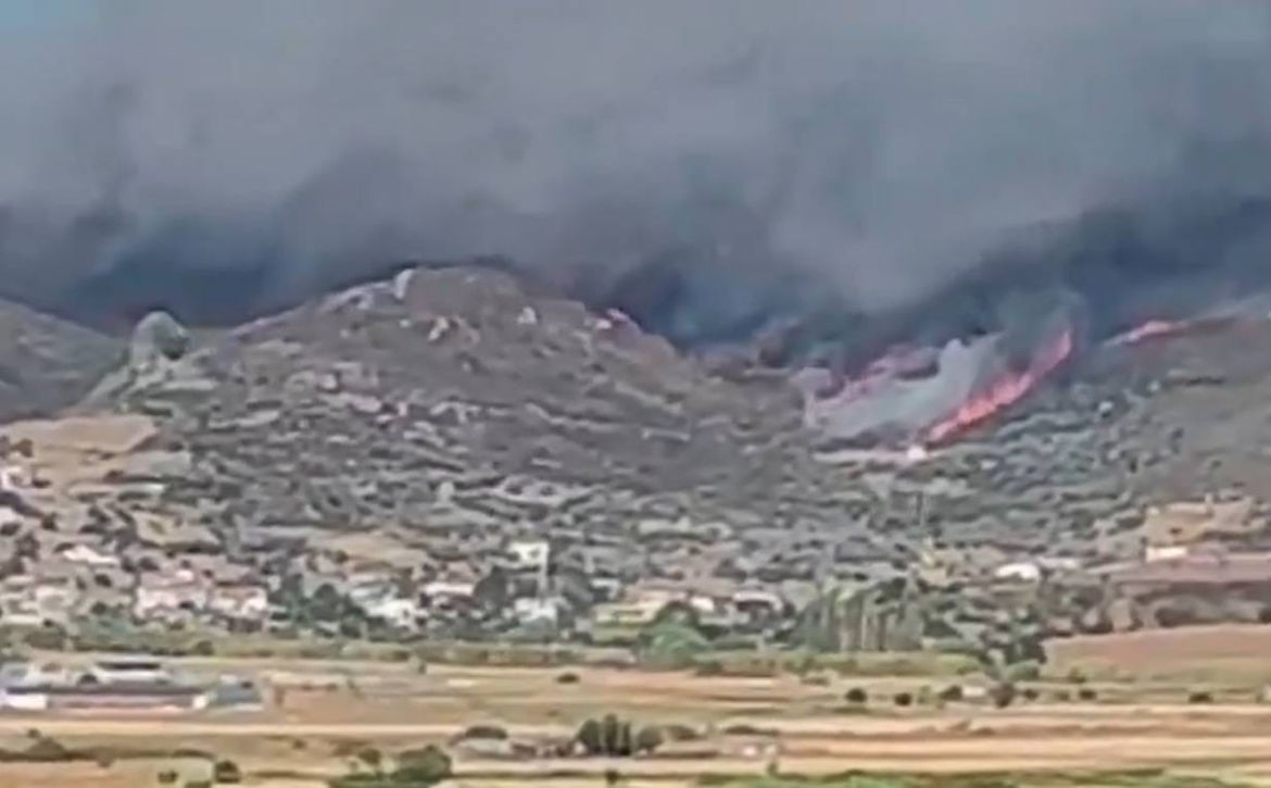 VATRENA STIHIJA U GRČKOJ Otok Evia doslovno gori već dva dana!