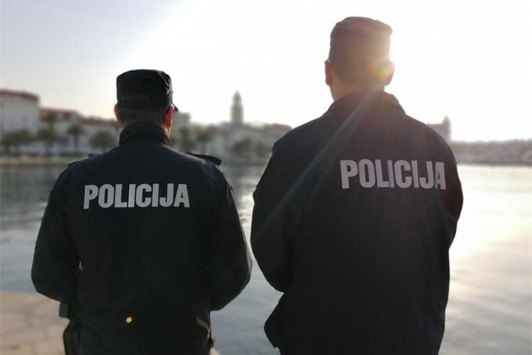 UHIĆENO 8 DILERA Prvi dan Ultre u Splitu prošao bez značajnijih negativnih događaja