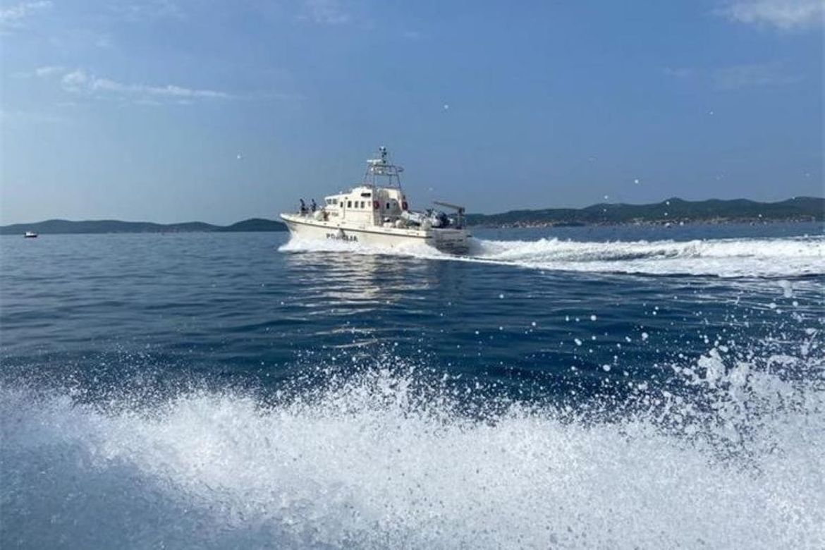 Zadarska pomorska policija jučer zatekla 20 osoba u nepropisnom glisiranju