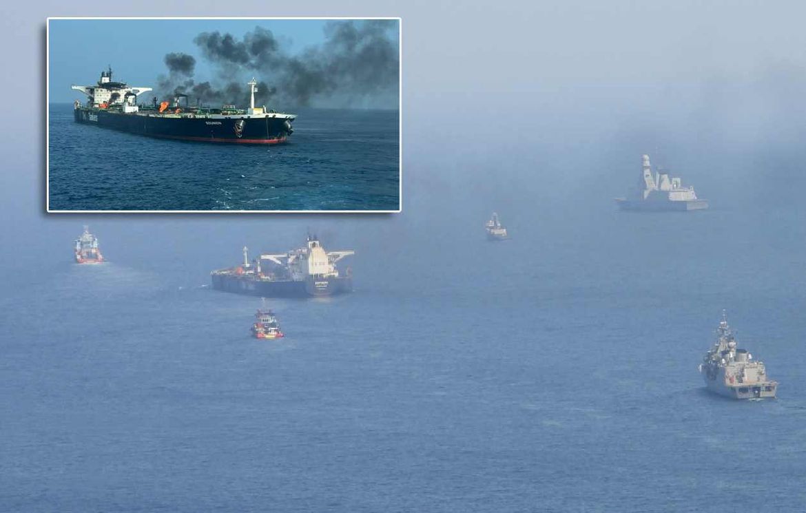 Započela velika međunarodna akcija spašavanja gorućeg tankera s milijun barela nafte u Crvenom moru, kojeg su raketirali Hutisti