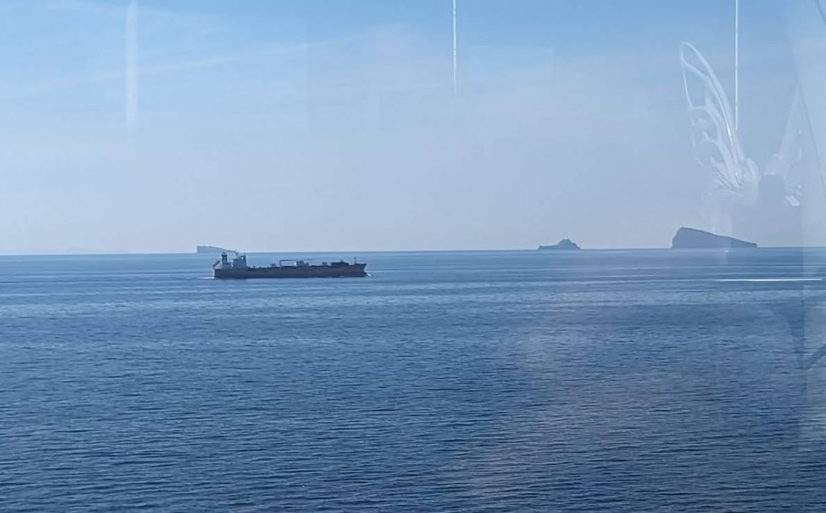 Iran prilikom transporta nafte izbjegava Hormuški tjesnac i to ovako!