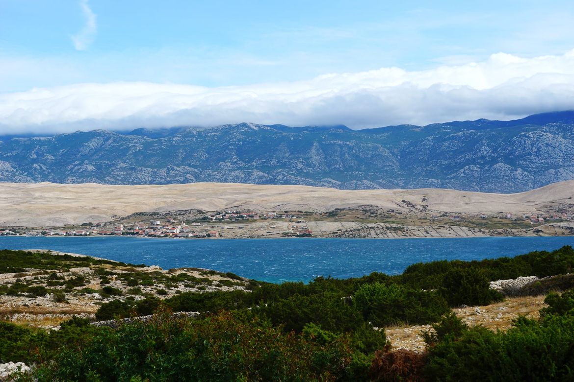 Umjerena bura na Jadranu će danas pojačati osjet hladnoće