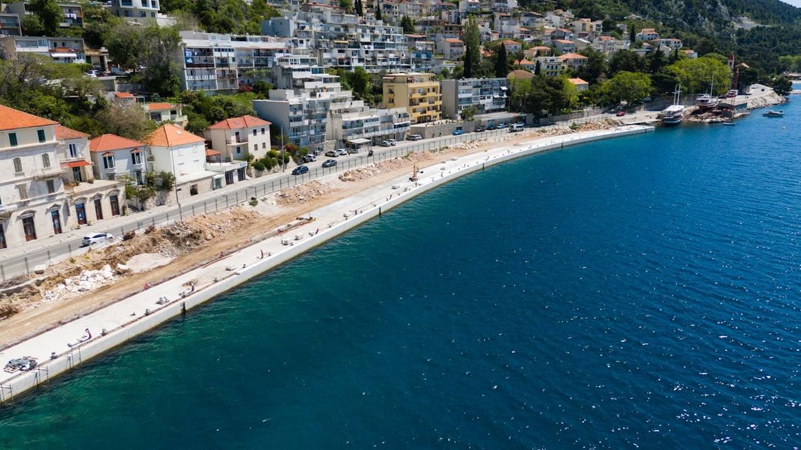MOST Omiš upozorio: "Bez lukobrana, gradnja luke u Omišu neće ispuniti očekivanu funkciju!"