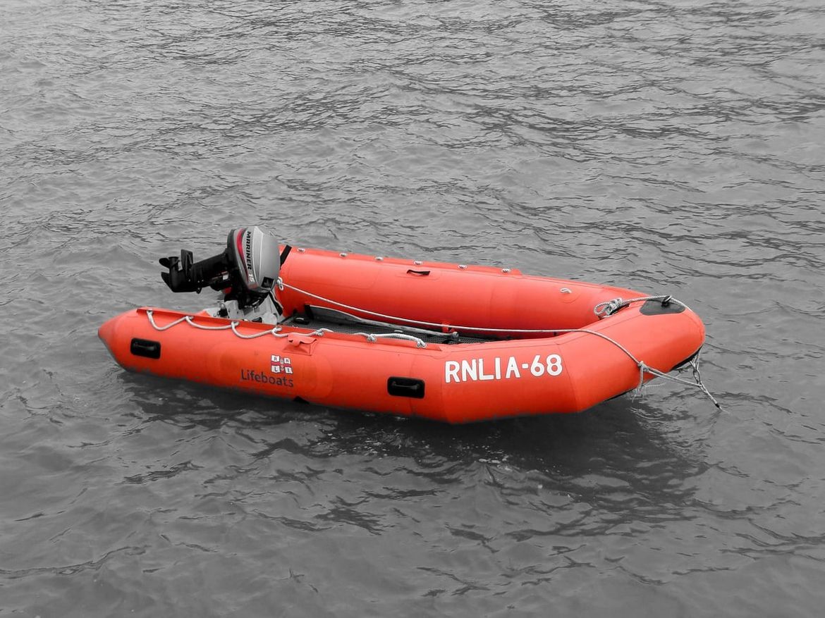 HGSS održao vježbu potrage na vodi i spašavanja iz brzaca na solinskoj rijeci Jadro