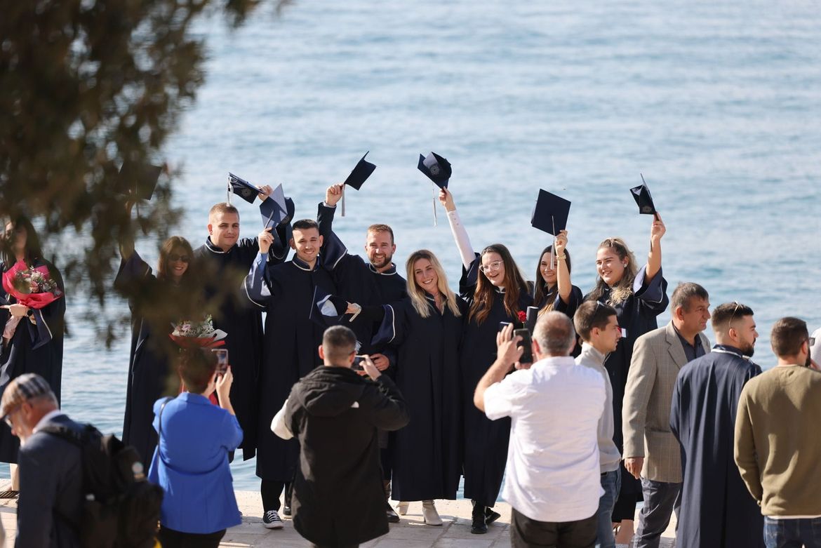 Sveučilište u Zadru promoviralo 175 novih magistara različitih struka!