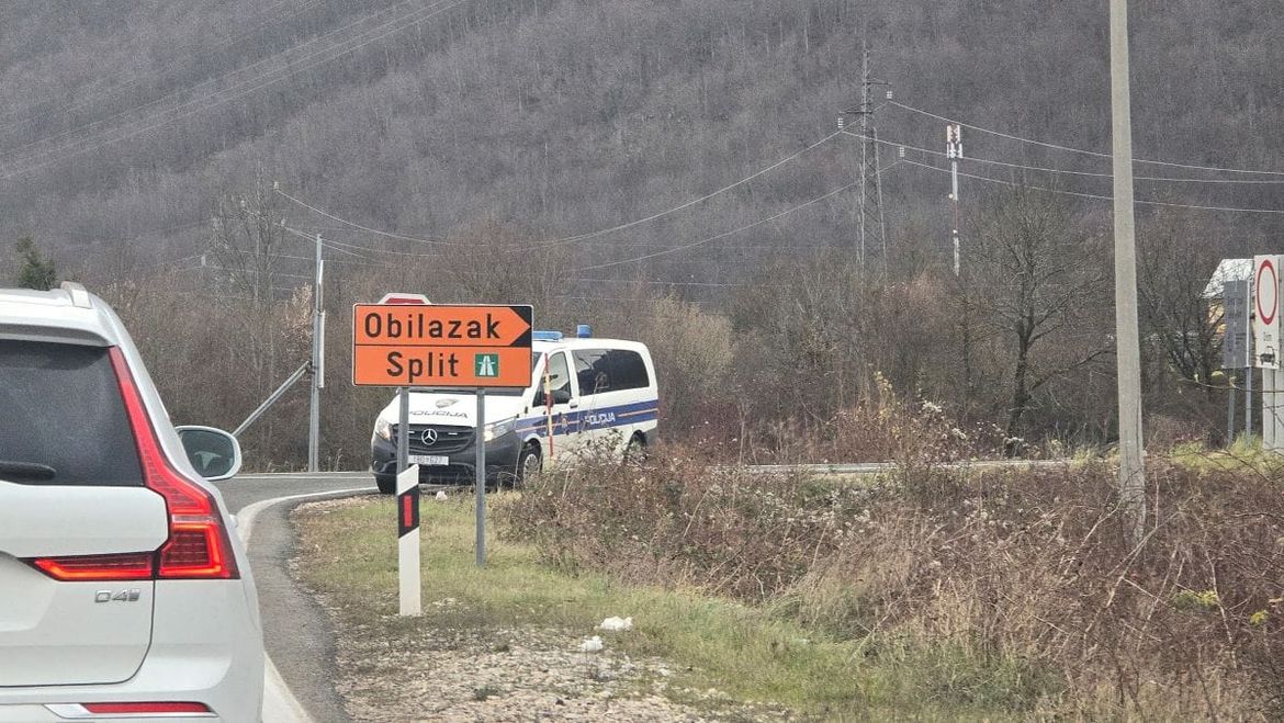 Bura stvara probleme u prometu, zatvorena A1!