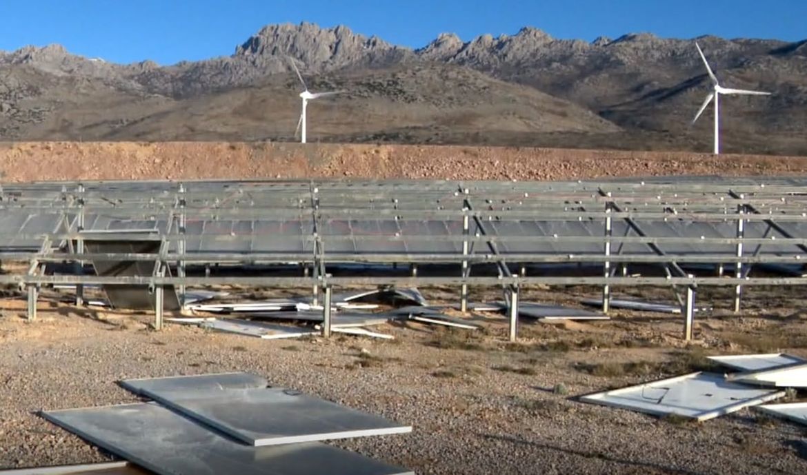 ZAŠTO SU JE TU GRADILI? Bura uništila jednu od najvećih solarnih elektrana u Hrvatskoj