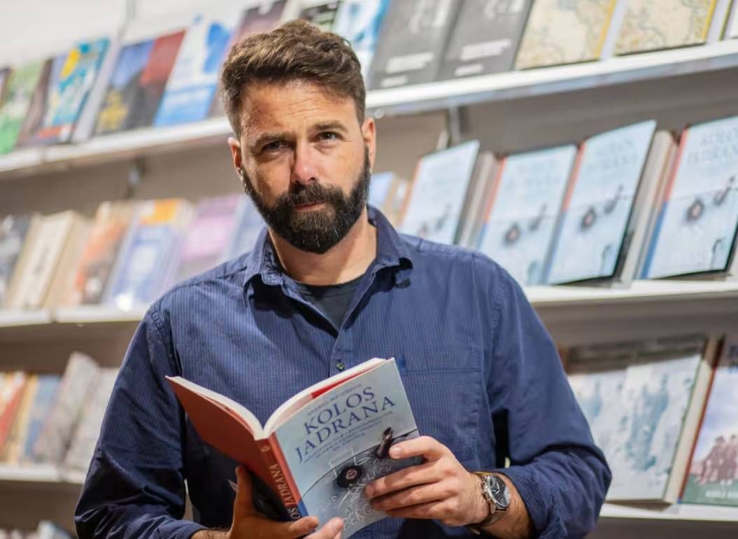 Profesor iz Pule kojemu su pradjed, djed i otac radili u Uljaniku, dobitnik je nagrade za knjigu "Kolos Jadrana"