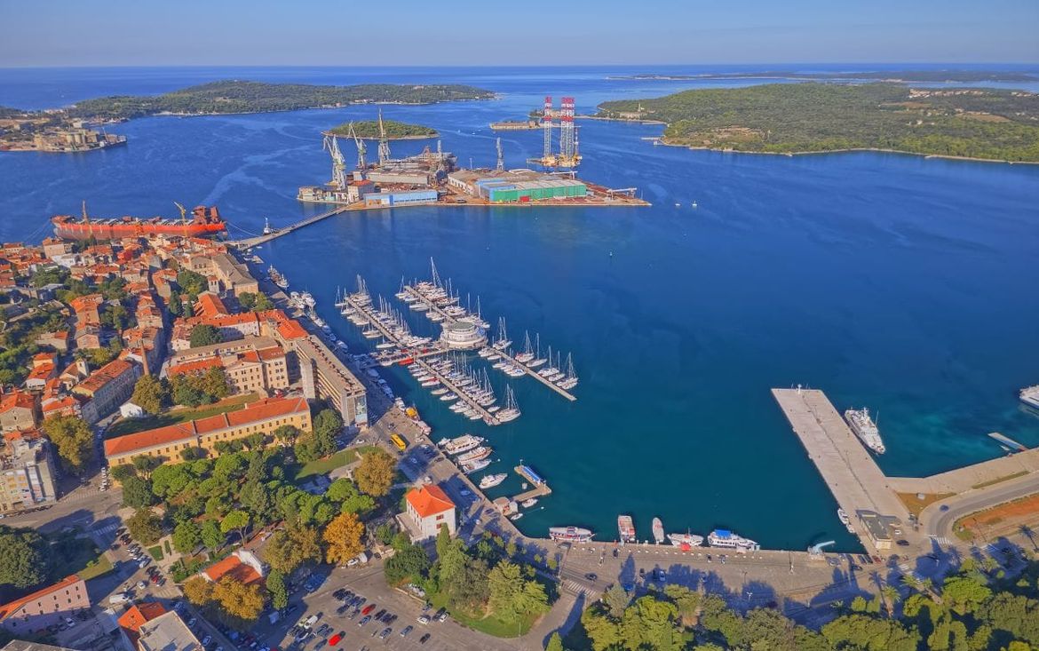 Područje iznad pulske lučice Delfin ostaje stambena zona?