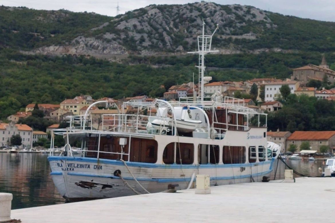 Muke po školskim brodovima - što se događa s "Vilom Velebita II" i "Kraljicom mora"