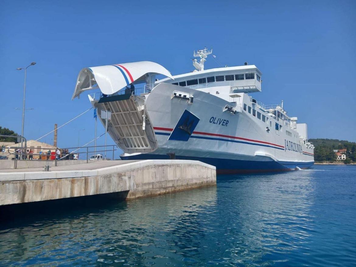 POKVARIO SE OLIVER Otkazana linija Split - Vis, evo detalja